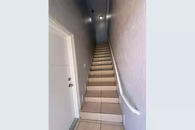 7541 NW 176th Terr #7541, Hialeah, FL 33015 - Photo 2