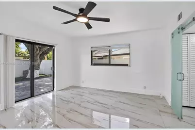 620 Camellia Ct, Plantation, FL 33317 - Photo 20