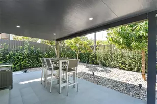 261 NE 47th St, Miami, FL 33137 - Photo 56