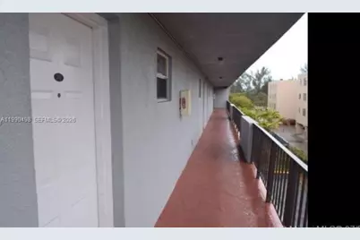 399 NW 72nd Ave #305, Miami, FL 33126 - Photo 10