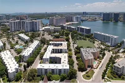 201 178th Dr #423, Sunny Isles Beach, FL 33160 - Photo 22
