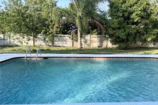 121 NE Prima Vista Blvd, Port Saint Lucie, FL 34983 - Photo 1