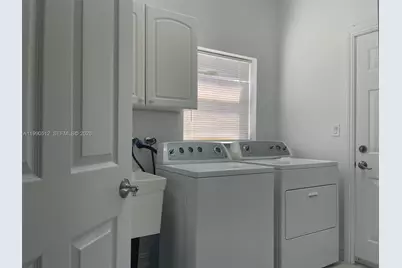 11289 NW 65th Mnr #0, Parkland, FL 33076 - Photo 18