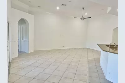 11289 NW 65th Mnr #0, Parkland, FL 33076 - Photo 4