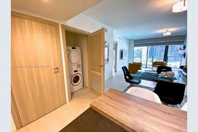 1000 Brickell Plaza #1914, Miami, FL 33131 - Photo 6
