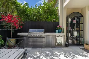 3028 NE Quayside Ln, Miami, FL 33138 - Photo 32