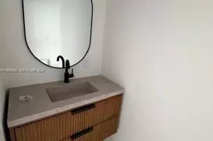 2800 SW 38th Ct, Miami, FL 33134 - Photo 14