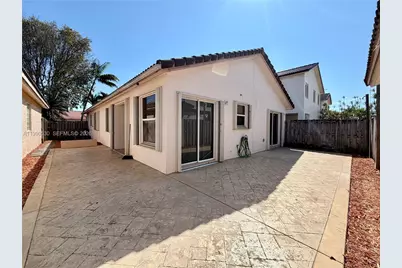 15021 SW 141st Ln, Miami, FL 33196 - Photo 14