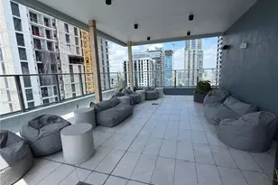 121 NE 5th St, Miami, FL 33132 - Photo 44