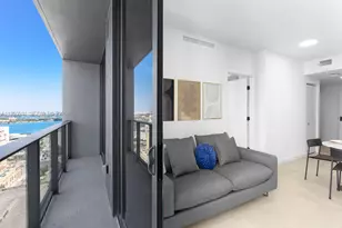 121 NE 5th St, Miami, FL 33132 - Photo 26