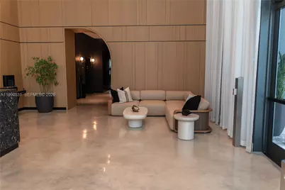 121 NE 5th St #2611, Miami, FL 33132 - Photo 4