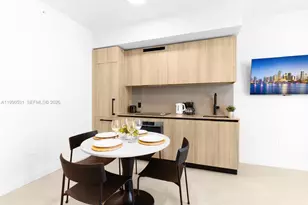121 NE 5th St, Miami, FL 33132 - Photo 18