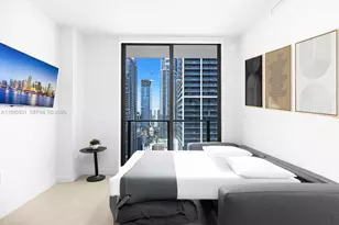 121 NE 5th St, Miami, FL 33132 - Photo 18