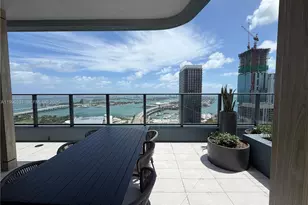 121 NE 5th St, Miami, FL 33132 - Photo 42