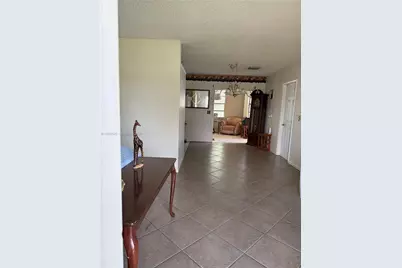 1570 NE 15th St, Homestead, FL 33033 - Photo 6