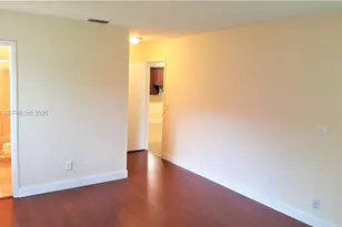 453 Lakeview Dr, Weston, FL 33326 - Photo 16