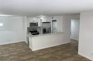 10630 SW 157th Ct, Miami, FL 33196 - Photo 4