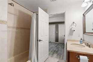 5271 SW 8th St, Miami, FL 33134 - Photo 12