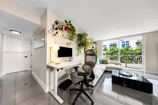 1665 Bay Rd, Miami Beach, FL 33139 - Photo 14