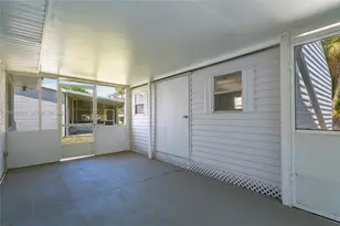 1063 Mayford Lake Rd, Moore Haven, FL 33471 - Photo 4