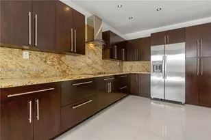 7333 NW 108th Ct, Doral, FL 33178 - Photo 18