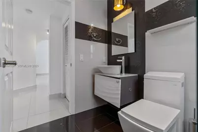 7333 NW 108th Ct, Doral, FL 33178 - Photo 26