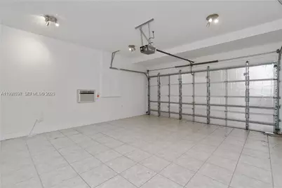 7333 NW 108th Ct, Doral, FL 33178 - Photo 56