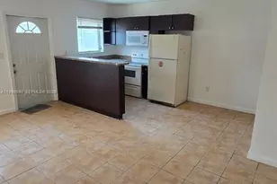 16131 NE 19th Pl, North Miami Beach, FL 33162 - Photo 4