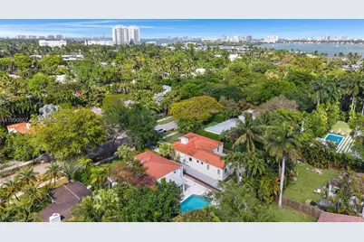 880 NE 72nd Ter, Miami, FL 33138 - Photo 42