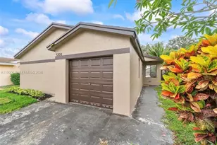 5308 NW 92nd Ave, Sunrise, FL 33351 - Photo 1