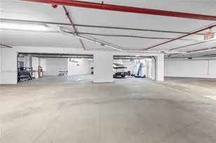 18201 Collins Ave, Sunny Isles Beach, FL 33160 - Photo 6