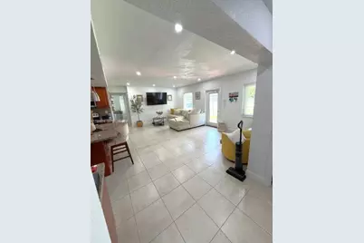 15825 E Bunche Park Dr, Miami Gardens, FL 33054 - Photo 32