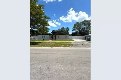 15825 E Bunche Park Dr, Miami Gardens, FL 33054 - Photo 2