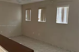 7549 NW 175th St, Hialeah, FL 33015 - Photo 10