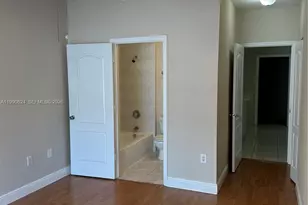 7549 NW 175th St, Hialeah, FL 33015 - Photo 22