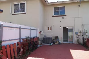 331 NW 82nd Ave, Miami, FL 33126 - Photo 38