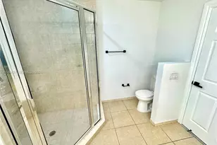 3001 NE 185th St, Aventura, FL 33180 - Photo 18