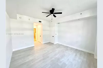3001 NE 185th St #213, Aventura, FL 33180 - Photo 16