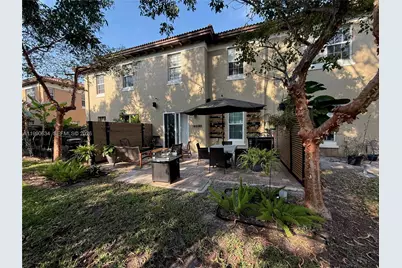 6923 Julia Gardens Dr, Coconut Creek, FL 33073 - Photo 60