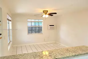 125 NW 25th St, Wilton Manors, FL 33311 - Photo 6