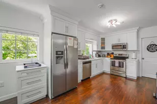 1714 Costado St, Coral Gables, FL 33134 - Photo 10