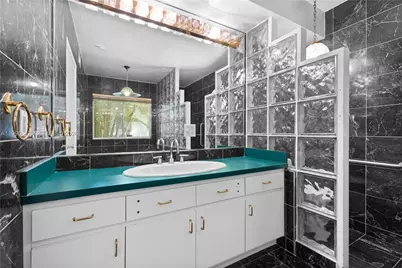 1845 Daytonia Rd, Miami Beach, FL 33141 - Photo 10