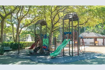 2000 Towerside Ter #1005, Miami, FL 33138 - Photo 28