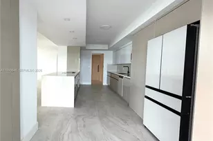 1800 NE 114th St, Miami, FL 33181 - Photo 14