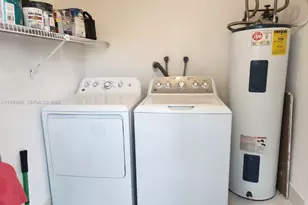 1365 Springside Dr, Weston, FL 33326 - Photo 18