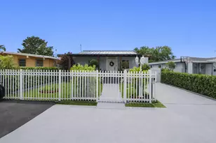 2314 SW 60th Ave, Miami, FL 33155 - Photo 4