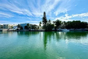 130 S Shore Dr, Miami Beach, FL 33141 - Photo 30