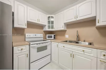 3640 SW 13th St, Miami, FL 33145 - Photo 20