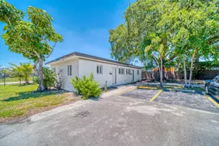 12210 NE 14th Ave, North Miami, FL 33161 - Photo 2