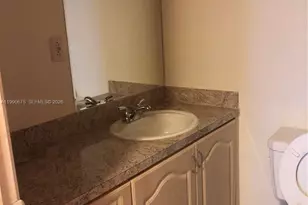 7140 NW 179th St, Hialeah, FL 33015 - Photo 10